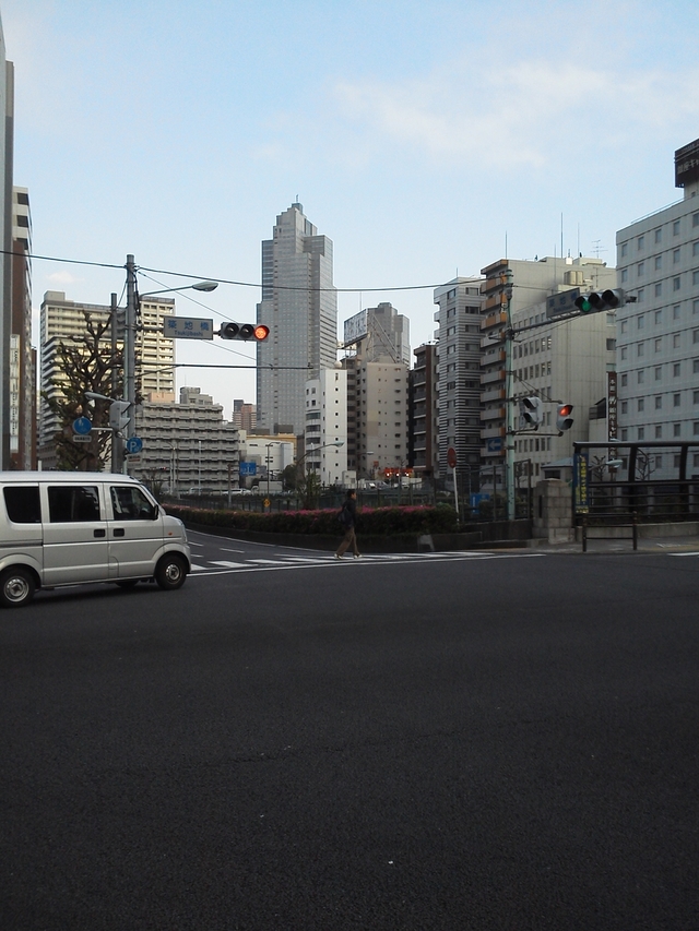 東京メトロの有楽町線の新富町駅