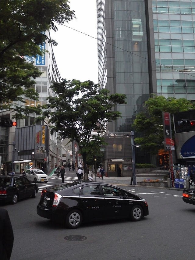 渋谷 道元坂上交番の交差点